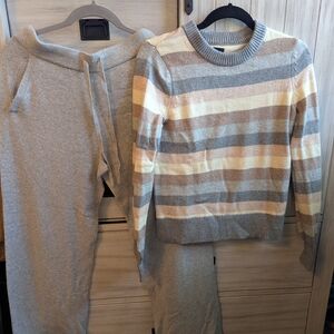 GAP Gray and Yellow Striped Sweater